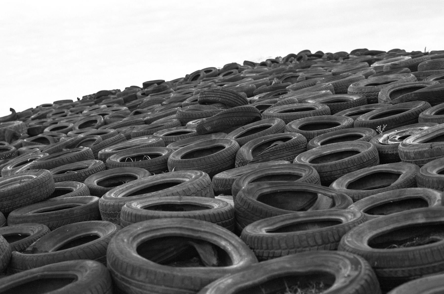 A mountain of used tyres
